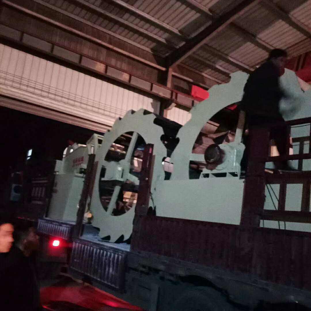 2018��3��13�հl(f��)������ɽ�h��Ȫ�(zh��n)��ϴɰ�C(j��)ϴɰ���ՙC(j��)